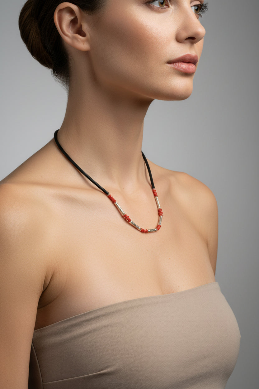 Collana in Corallo, Argento e Caucciù