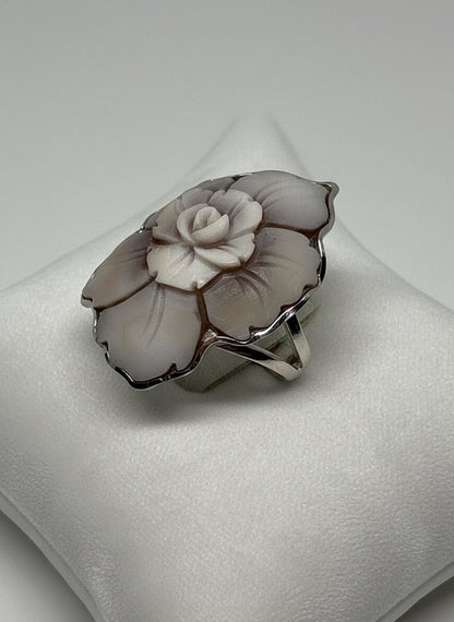 Anello in Cammeo "Fiore in Rilievo"
