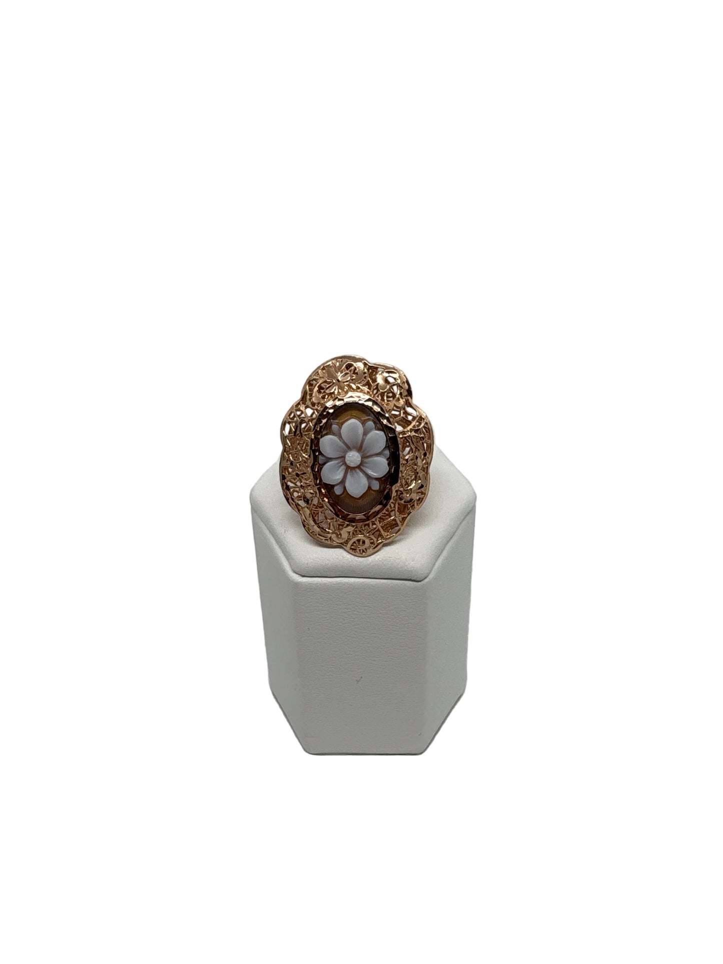 Anello in Cammeo incisione "Fiori"
