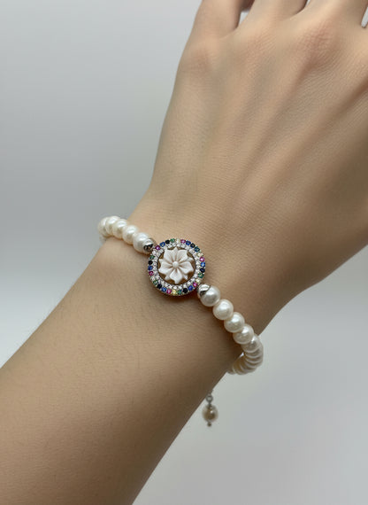 Bracciale in Perle e Cammeo incisione "Fiore"
