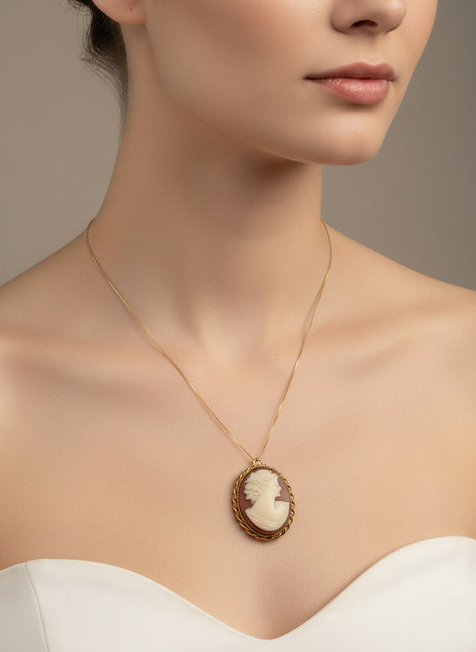 Spilla Pendente in Cammeo incisione "Profilo di Donna"