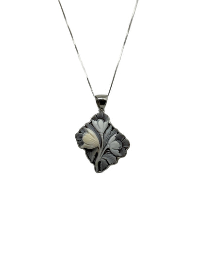Pendente in Cammeo incisione "Fiore"
