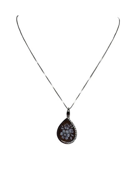 Collana in Cammeo incisione "Fiore"