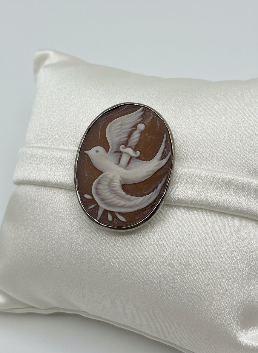 Anello in Cammeo Incisione “Colomba"