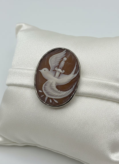 Anello in Cammeo Incisione “Colomba"