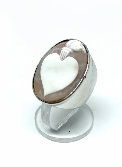 Anello in Cammeo Incisione "Cuore Sacro"