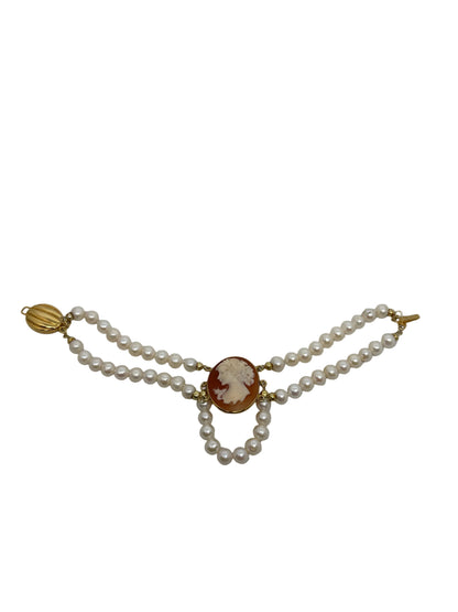 Bracciale in Perle e Cammeo incisione "Profilo di Donna"