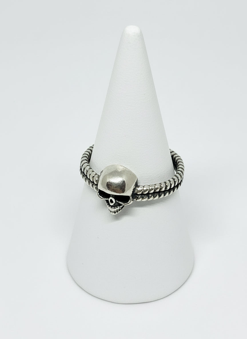 Anello in Argento "Incisione Teschio"