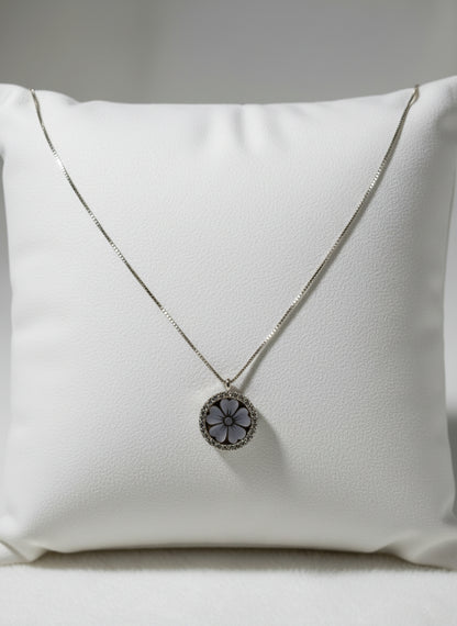 Collana in Cammeo incisione "Fiore"