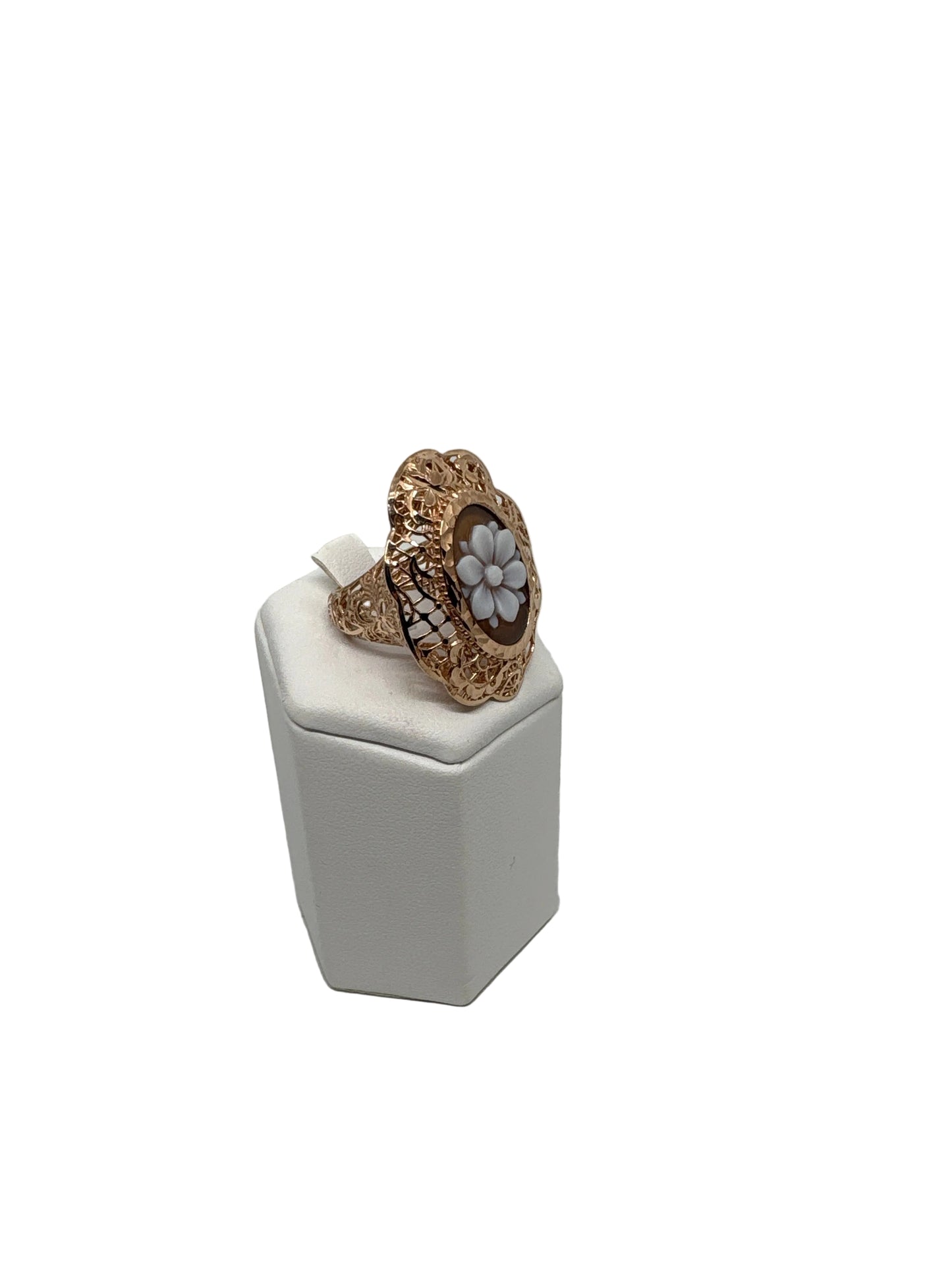 Anello in Cammeo incisione "Fiori"