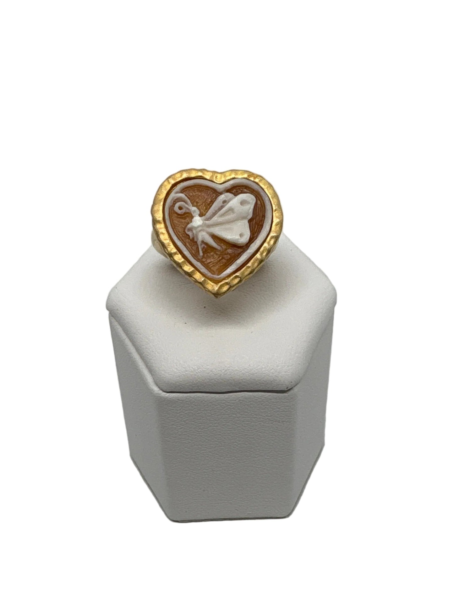 Anello in Cammeo incisione "Farfalla"
