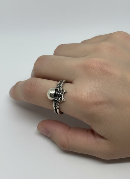 Anello in Argento " Incisione Teschio"