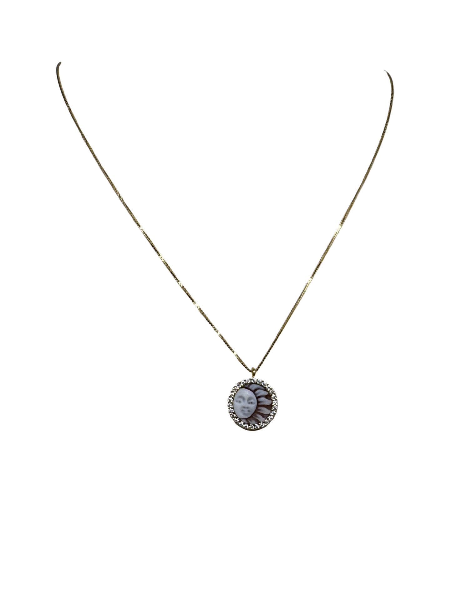 Collana in Cammeo incisione "Sole"