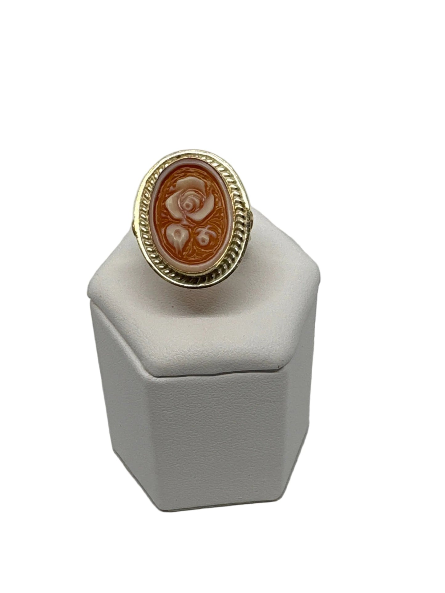Anello in Cammeo incisione "Fiori"
