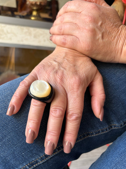 Anello in Agata e Madreperla