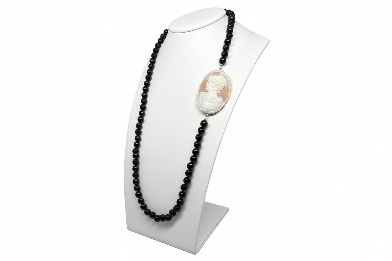 Collana in Agata e Cammeo incisione "Profilo di Donna"
