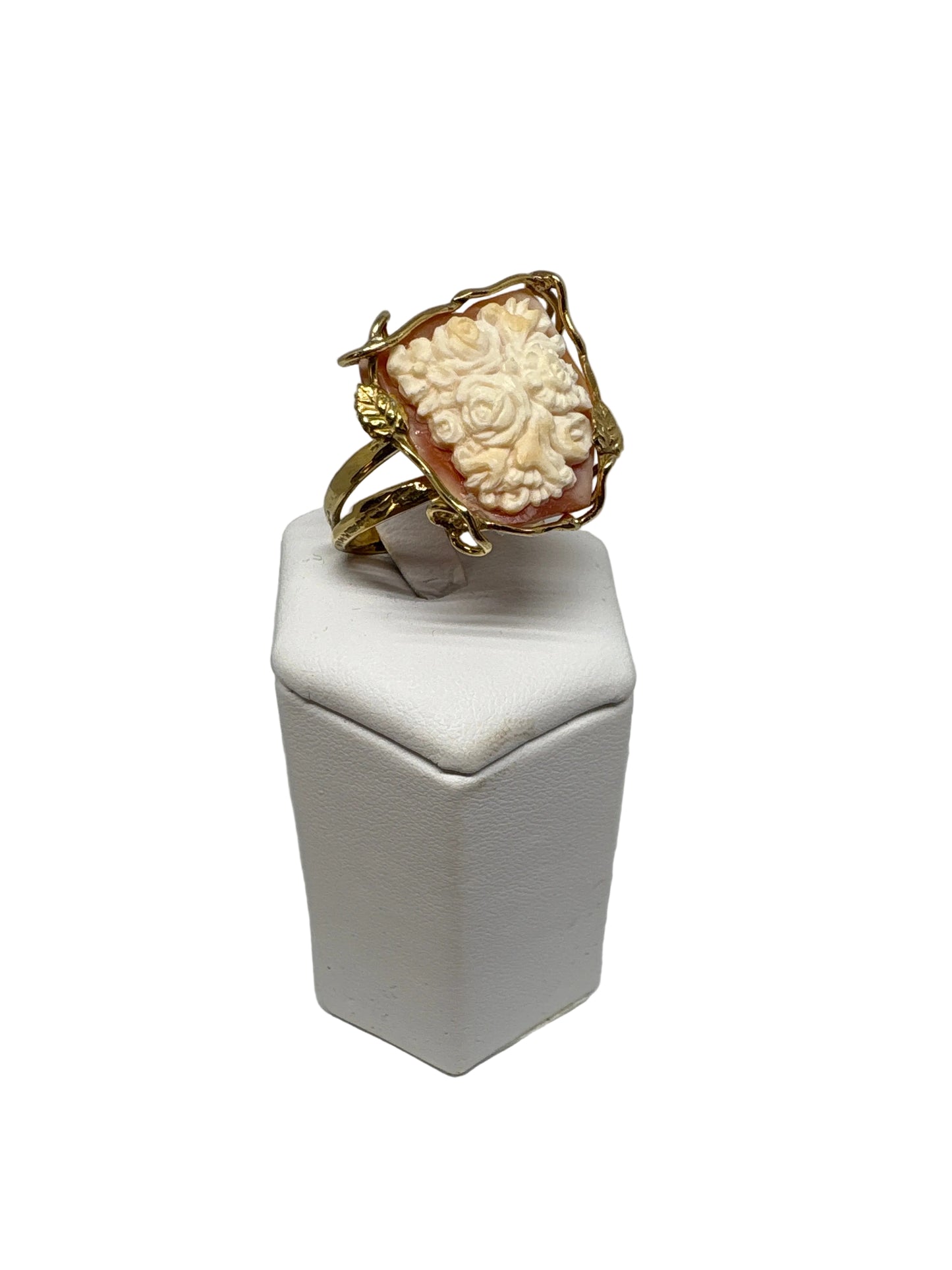 Anello in Cammeo Artistico incisione Fiori