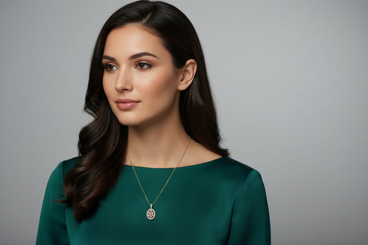 Collana in Cammeo incisione "Fiore"