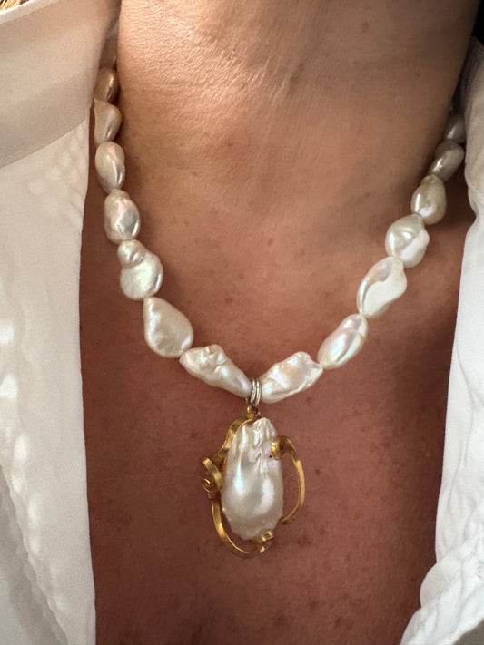 Collana di Perle Australiane e Perla Barocca
