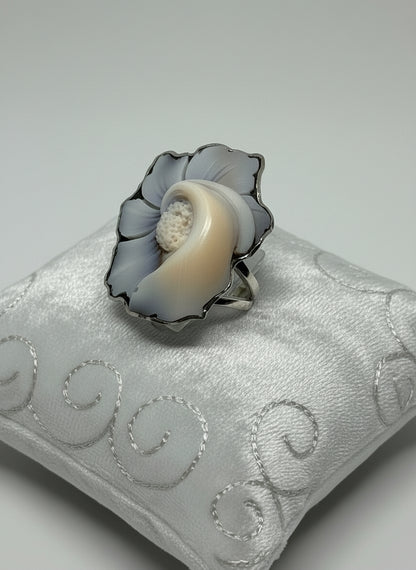 Anello in Cammeo "Fiore in Rilievo"