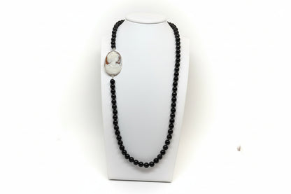 Collana in Agata e Cammeo incisione "Profilo di Donna"
