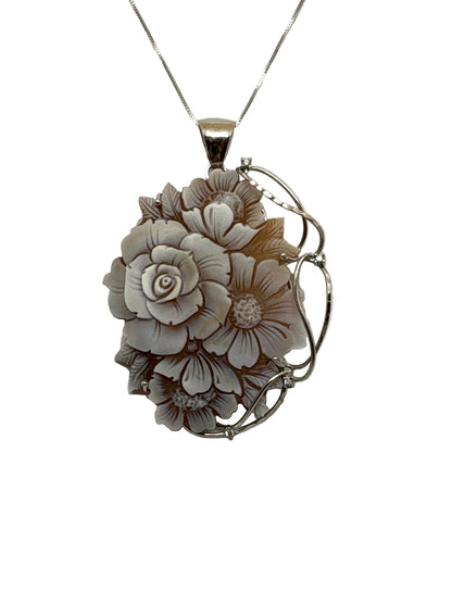 Pendente in Cammeo incisione "Fiori"