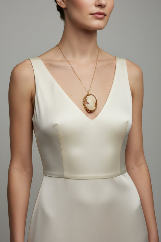 Spilla Pendente in Cammeo incisione "Profilo di Donna"