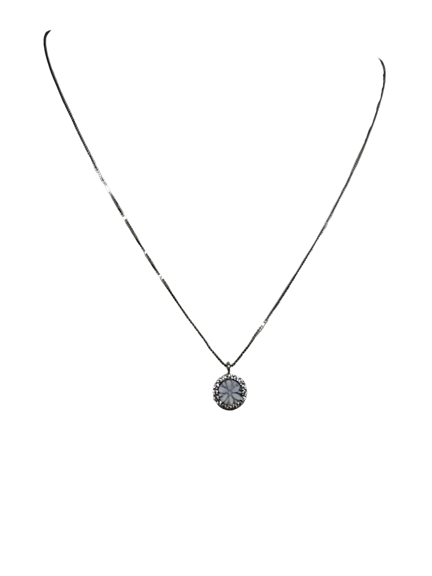 Collana in Cammeo incisione "Fiore"