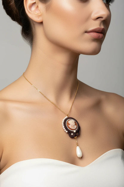 Collana Cammeo in Soutache
