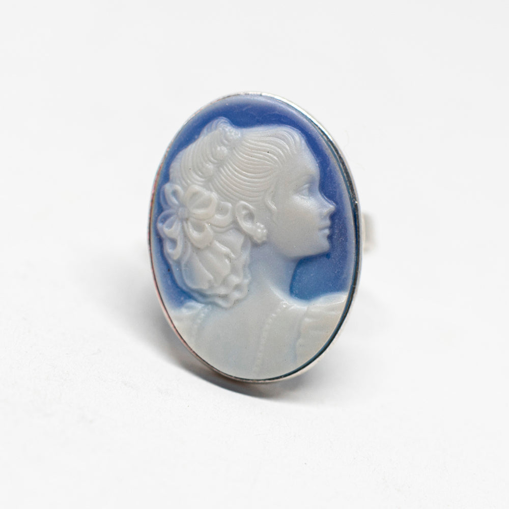 Venetian Cameo Ring Woman Profile