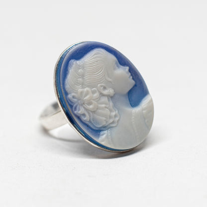 Venetian Cameo Ring Woman Profile