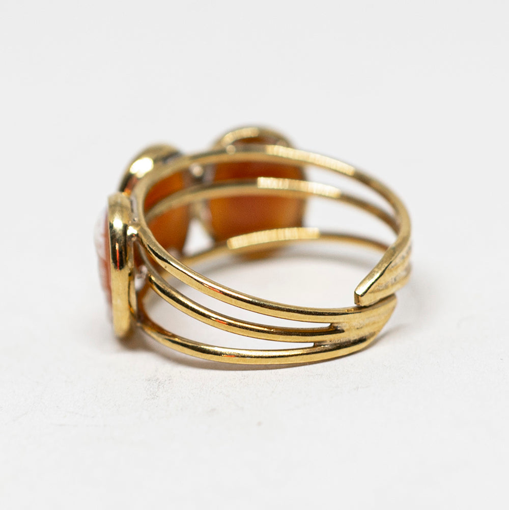 Anello con Tre Cammei Volto di Donna