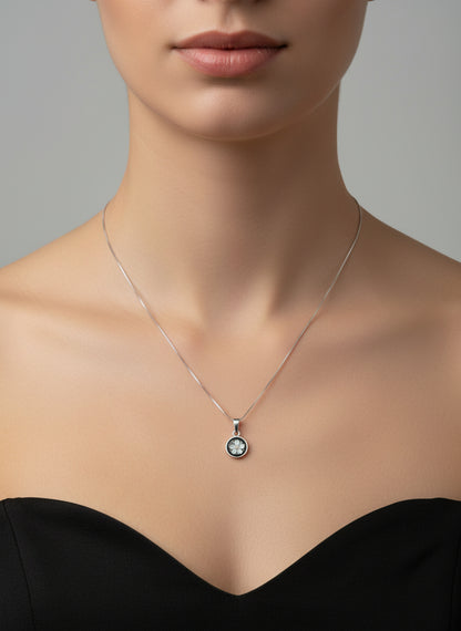 Pendente in Cammeo incisione "Fiore"