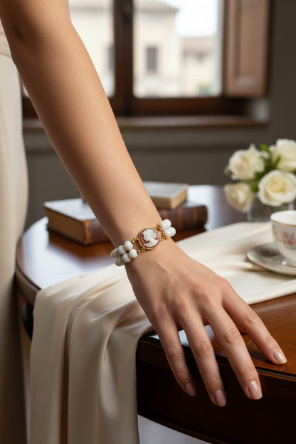 Bracciale in Cammeo e Agata incisione Volto di Donna