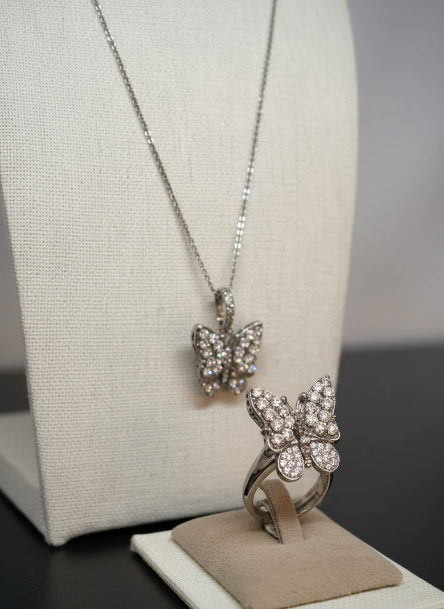 Pendente con Farfalla Argento e Perline