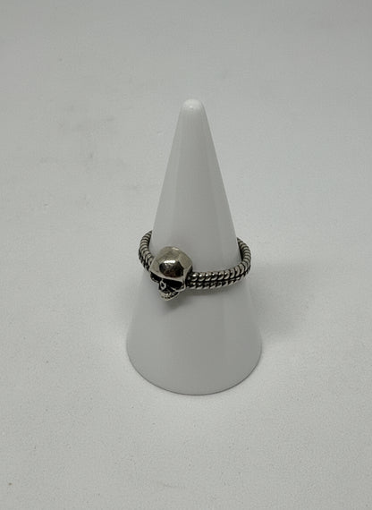 Anello in Argento "Incisione Teschio"