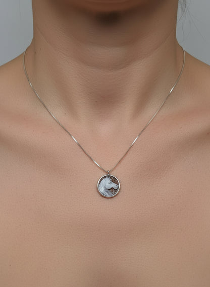 Collana in Cammeo incisione "Cavallo"