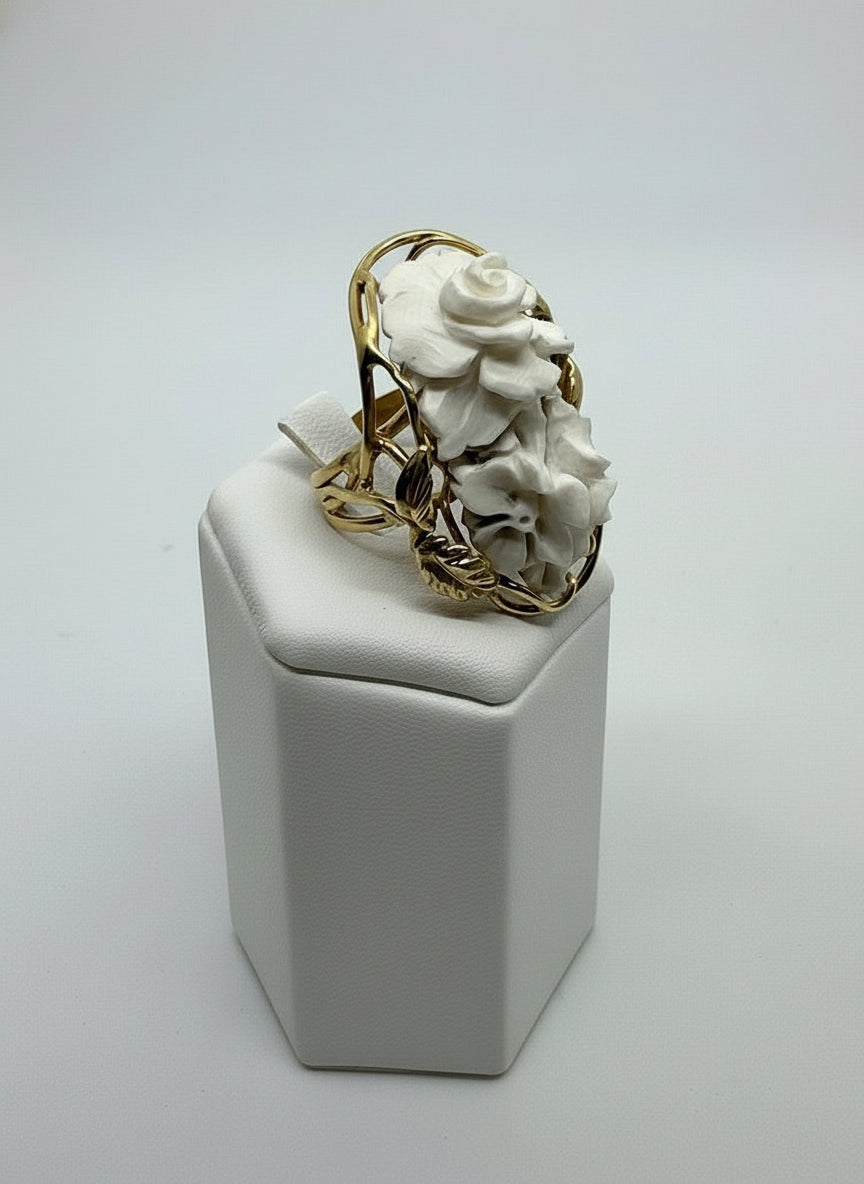 Anello in Cammeo incisione "Fiore"