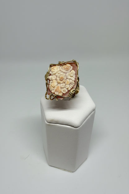 Anello in Cammeo Artistico incisione Fiori