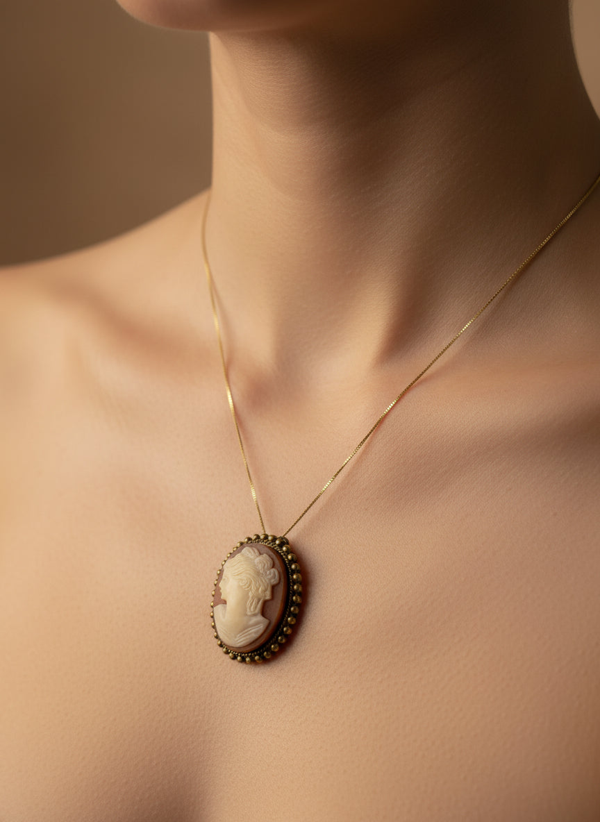 Spilla Pendente in Cammeo incisione "Profilo di Donna"