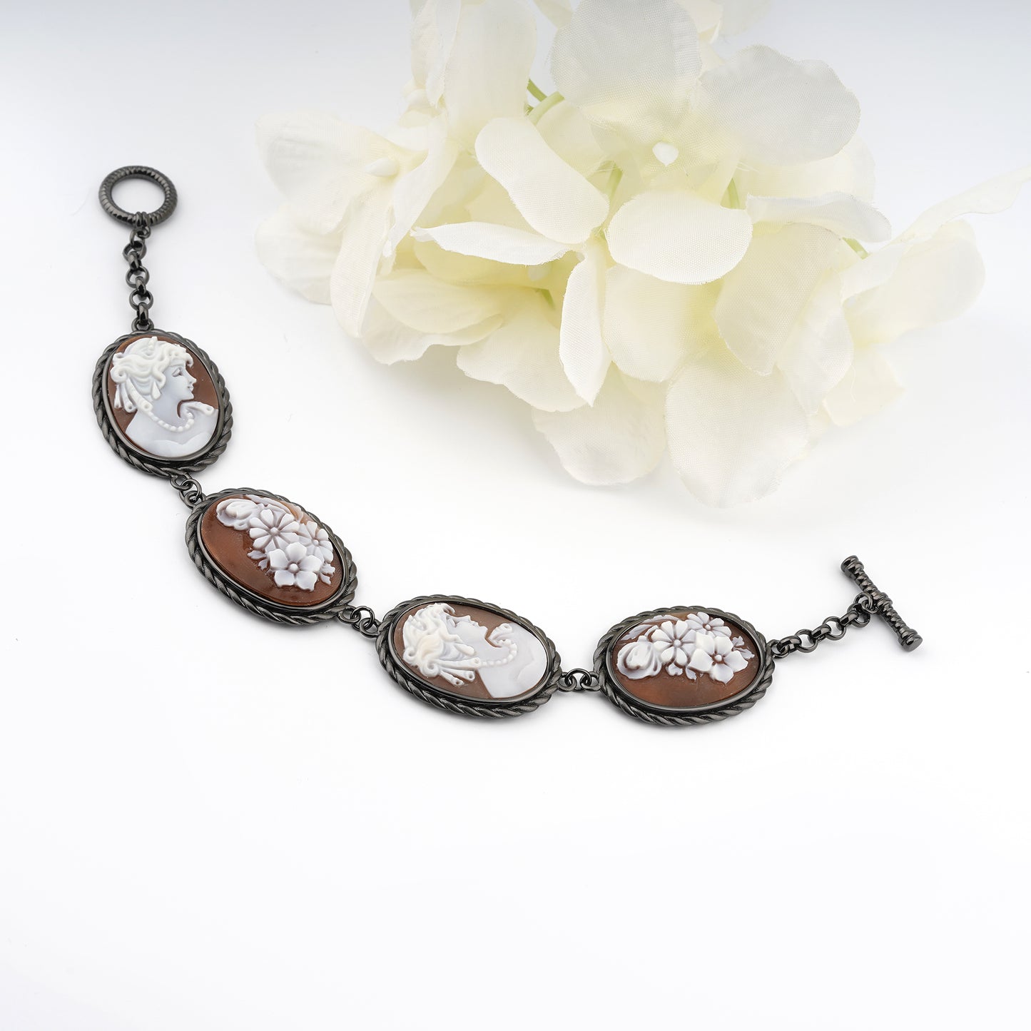 Italian Cameo Bracelet Raffaello Cameo Profile Woman with Flowers