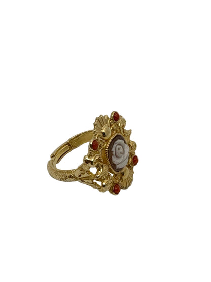 Anello in Cammeo e Corallo incisione Fiore