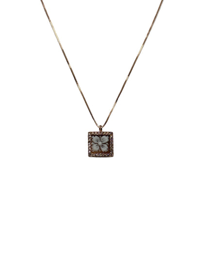 Collana in Cammeo incisione "Fiore”