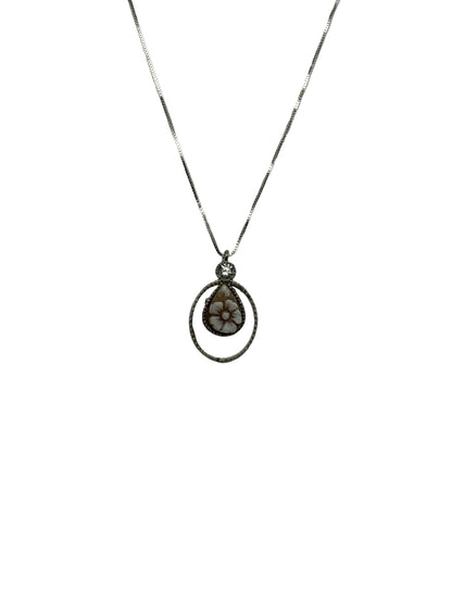 Collana in Cammeo incisione "Fiore"