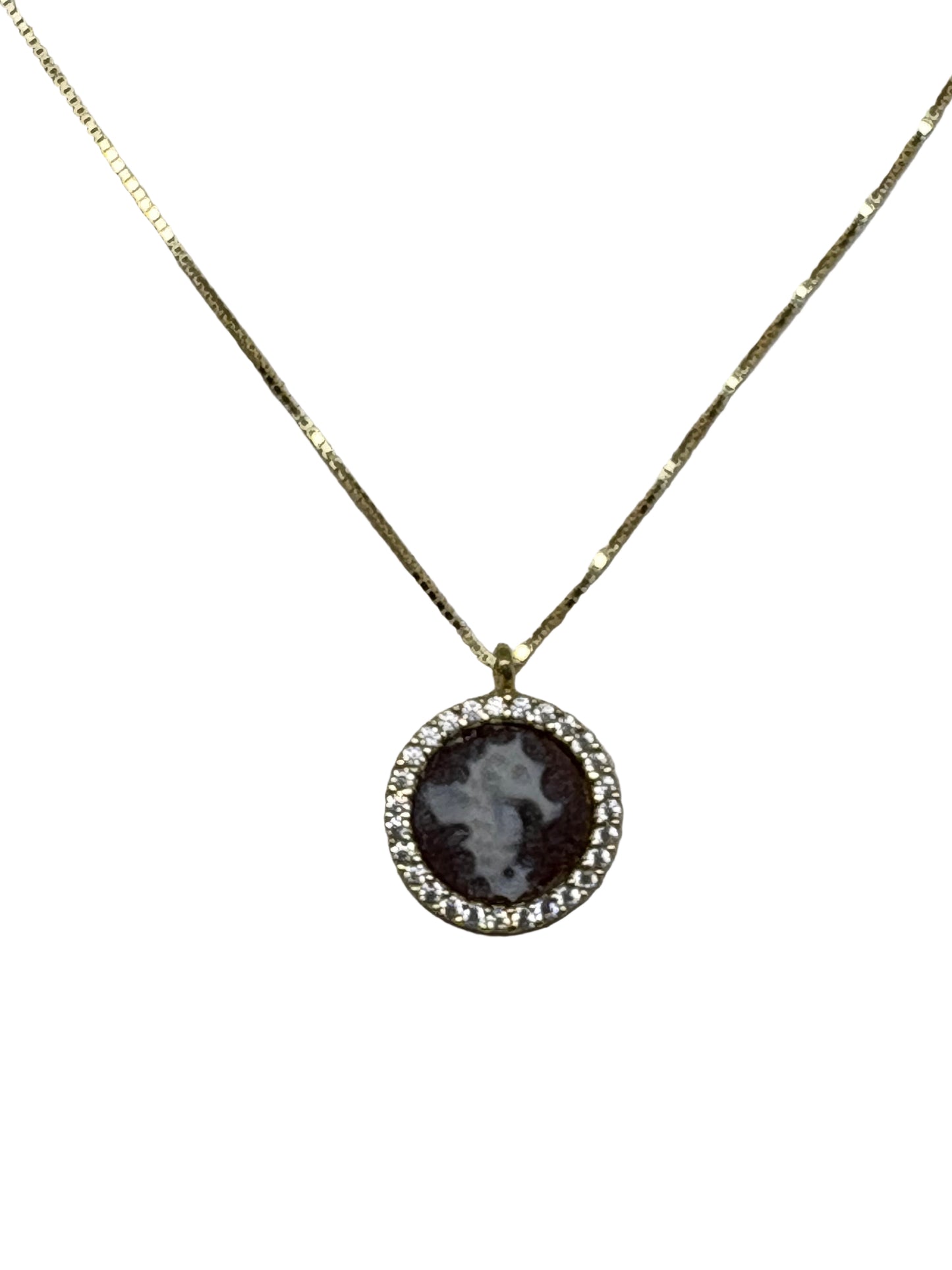 Collana in Cammeo incisione "Cavalluccio Marino"