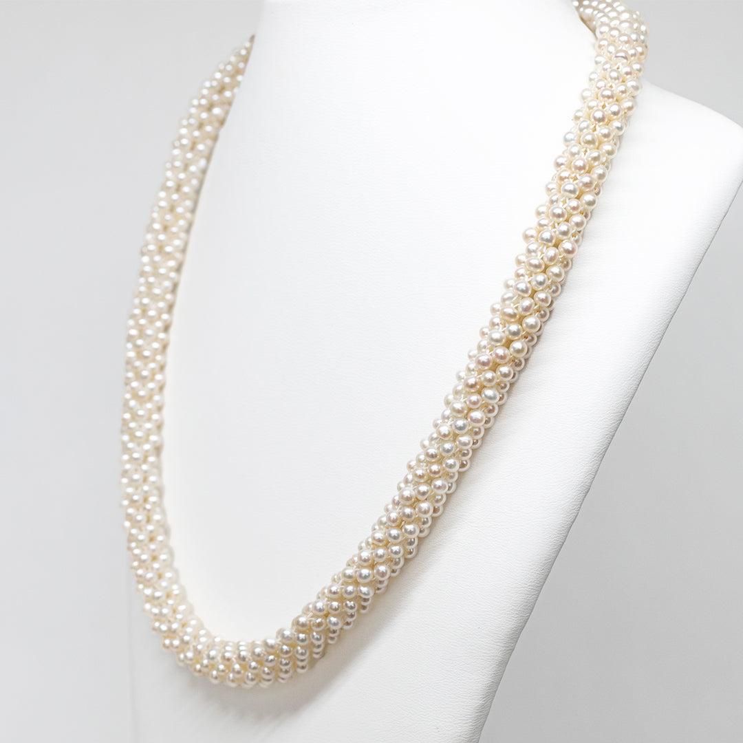 Collana-Tessito-Perle-di-Fiume