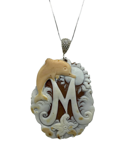 Pendente in Cammeo incisione "Lettera M"