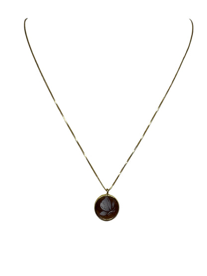 Collana in Cammeo incisione "Farfalla"