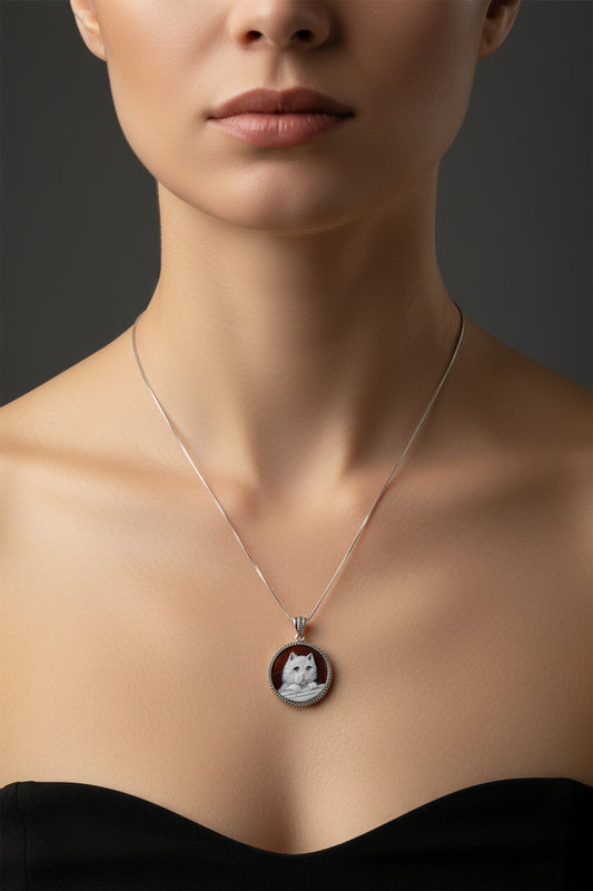 Collana in Cammeo incisione "Gatto"