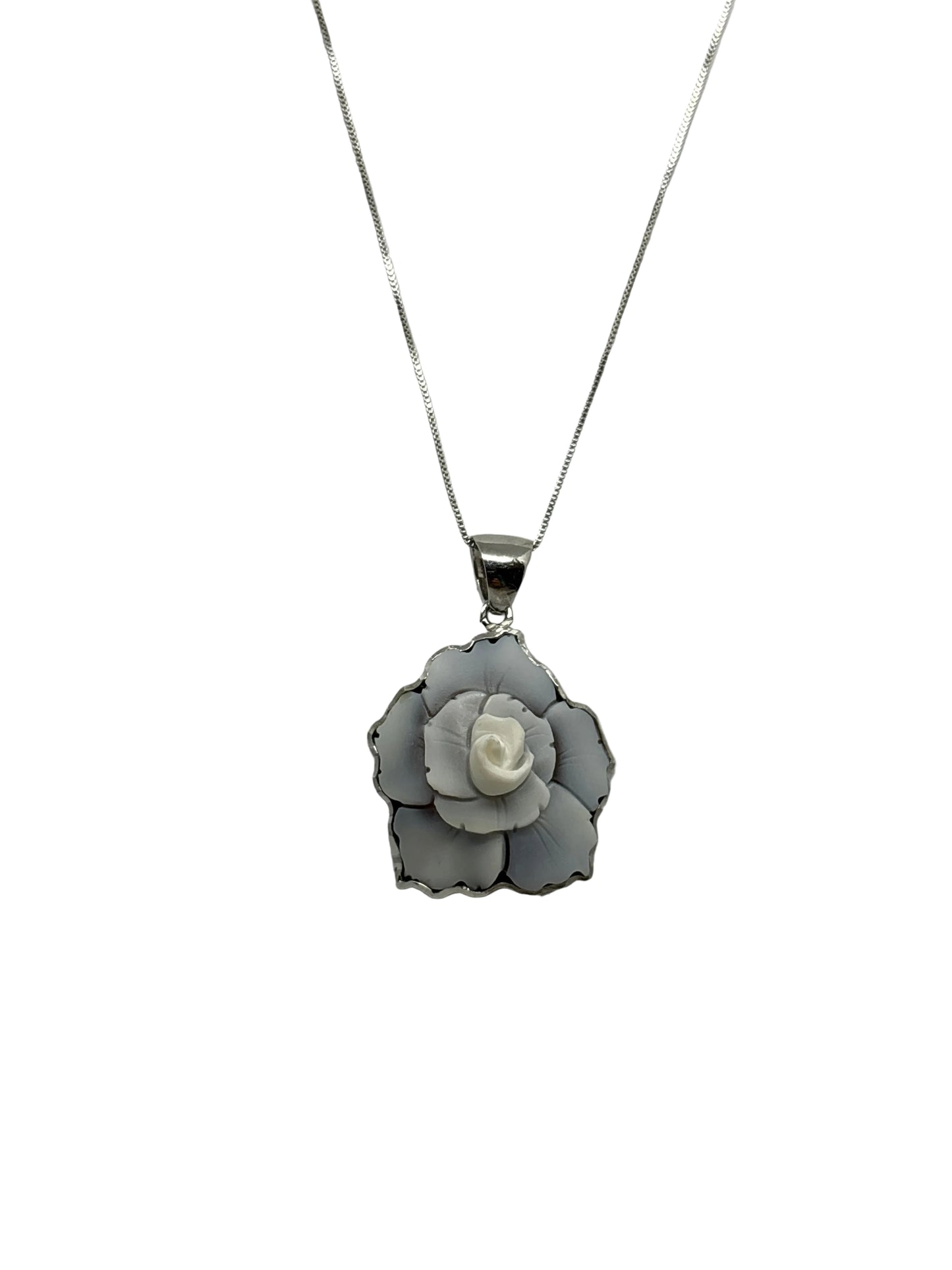 Pendente in Cammeo incisione "Fiore"